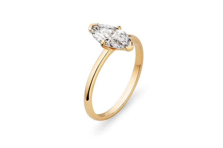 https://ik.imagekit.io/fzkghjurk1l/resize-external/https://storage.googleapis.com/shop_images/Akind/Akind_Ring_25_1%20%281%29.png?tr=w-2000,h-2000,c-at_max,f-jpg,bg-white