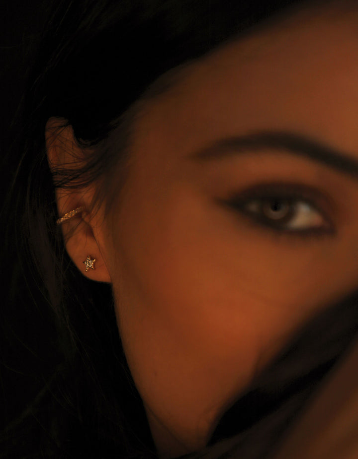 Star 18K White Gold Stud w. Diamonds