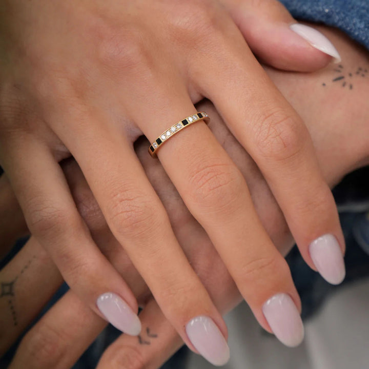 Mystique 18K Gold Ring w. Lab-Grown Diamonds