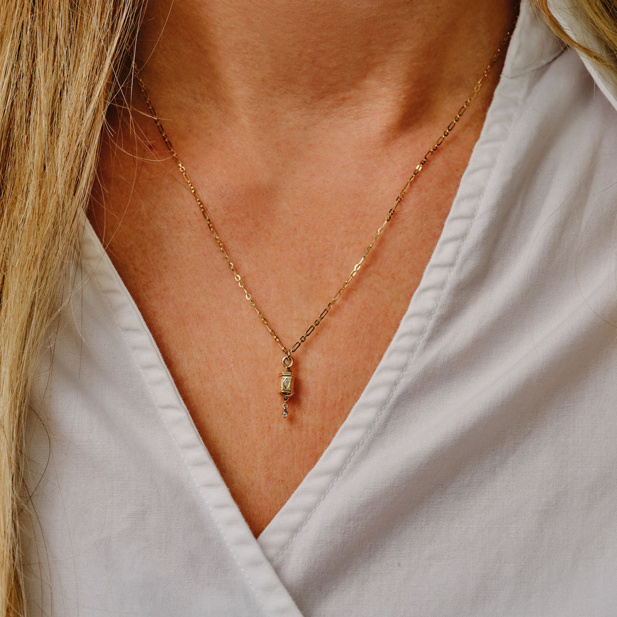 Roma Lucky Lantern "Eternal" 9K Gold Necklace w. Diamond