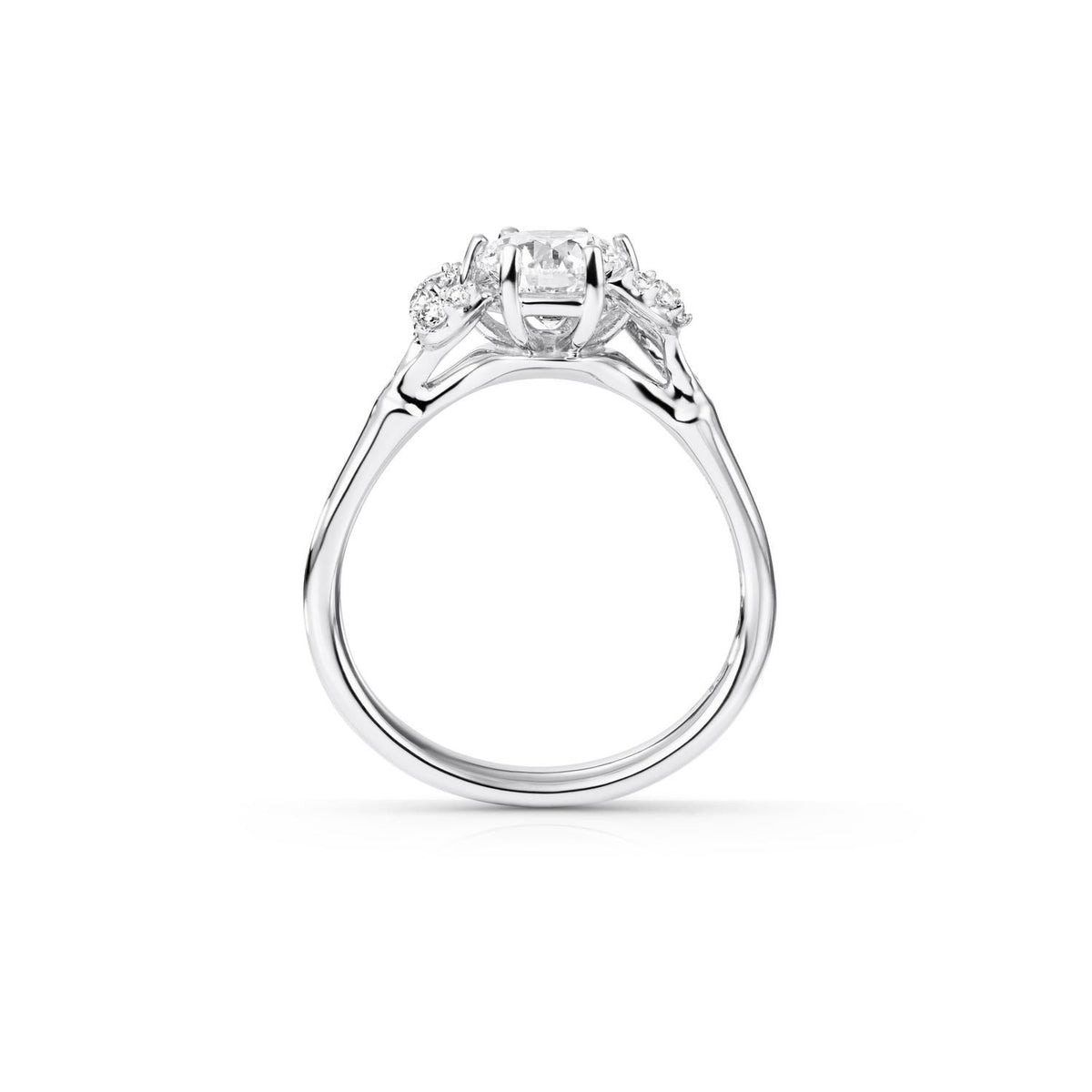 Winter Frost Solitaire 18K White Gold Ring w. 11 Diamonds