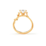 Nature Solitaire 18K Gold Ring w. Pear Diamond