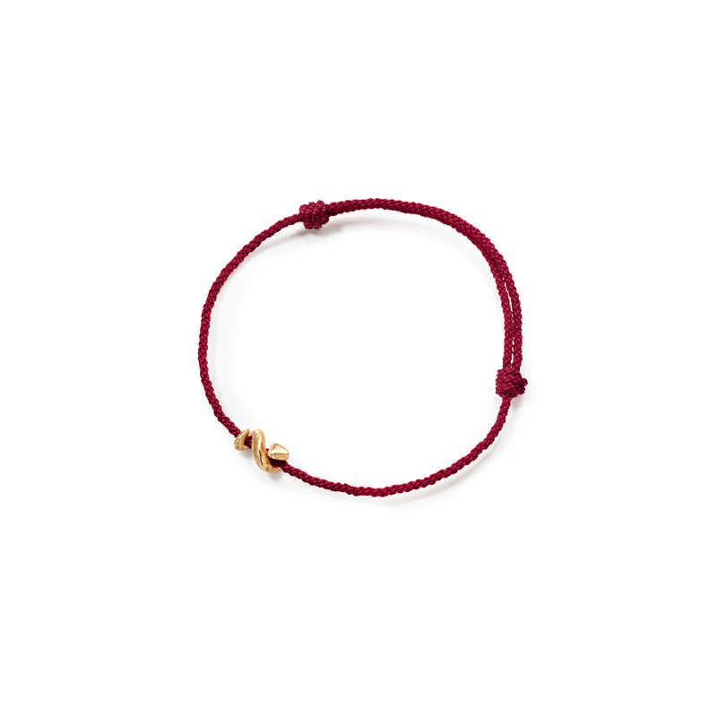 Schlangen Mini 18K Gold Anhänger w. Rote Zeichenfolge
