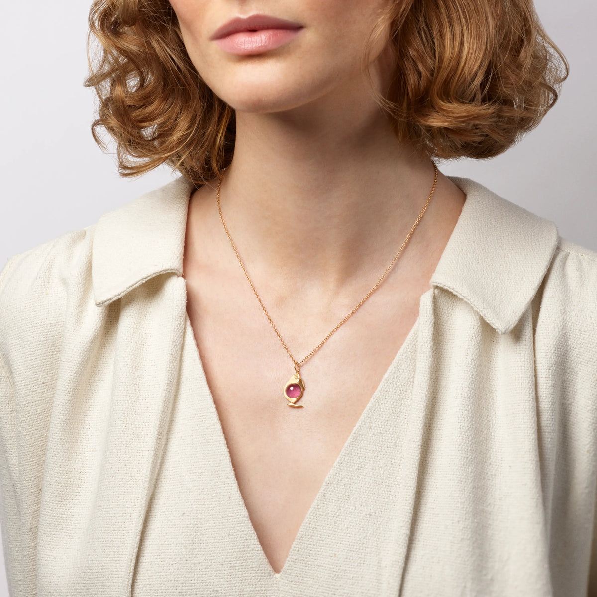 Bird Family 18K Gold Pendant w. Tourmaline