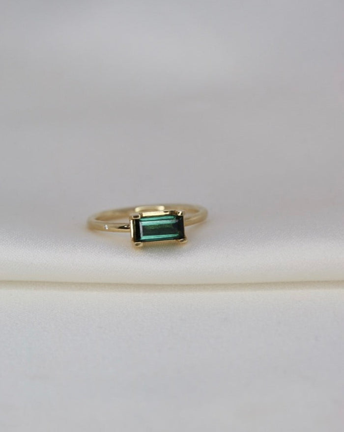 Nord Green 18K Gold Ring w. Tourmaline & Diamond