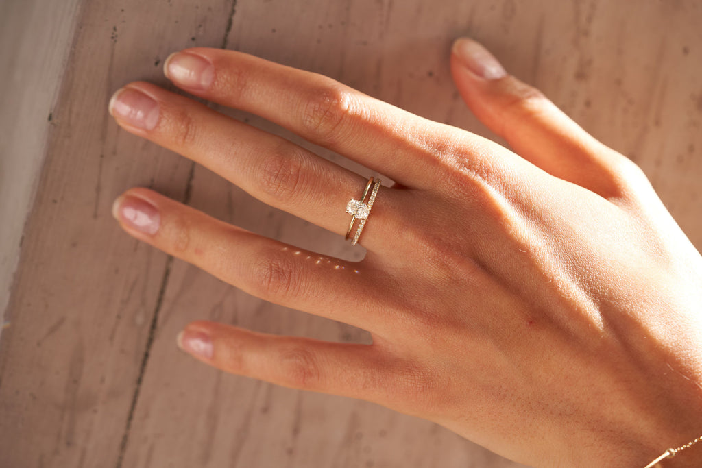 Alliance 14K eller 18K Hvidguld Ring m. Lab-Grown Diamanter