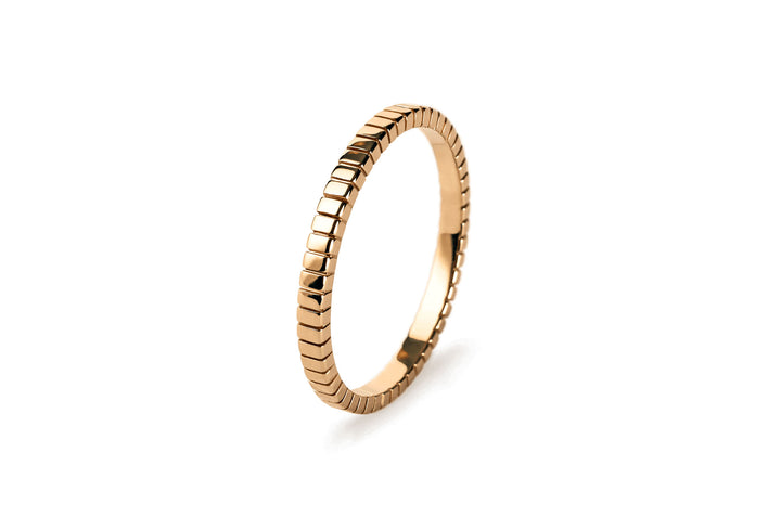 Facet 14K Gold Stacking Ring