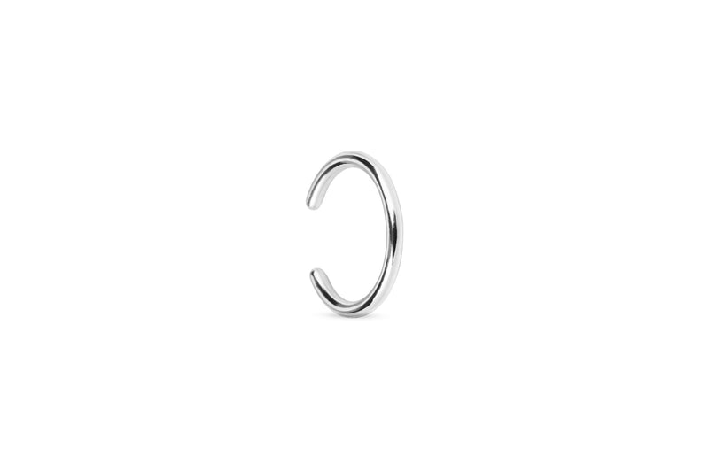 Sleek 14K Whitegold Ear Cuff