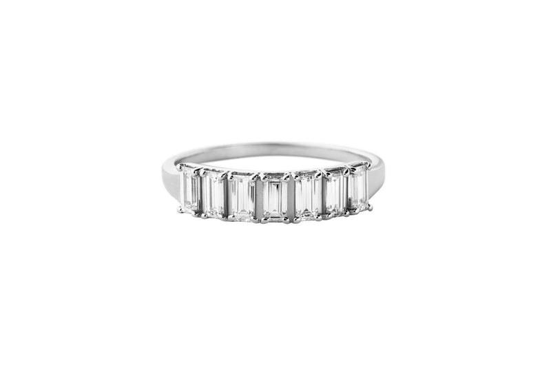 Baguette 14K or 18K White Gold Ring w. Lab-Grown Diamonds