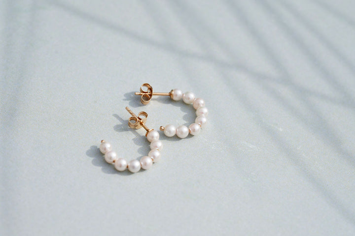 Threaded Pearl 14K Gold Hoop