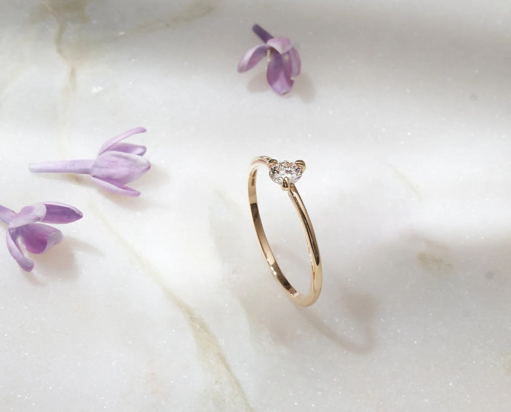 Three Prong 14K or 18K Gold Ring w. 0.3ct Lab-Grown Diamond