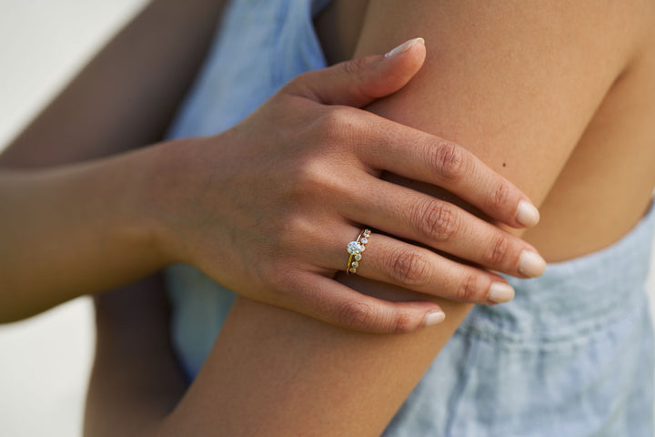 Three Prong 14K or 18K Gold Ring w. 0.5ct Lab-Grown Diamond