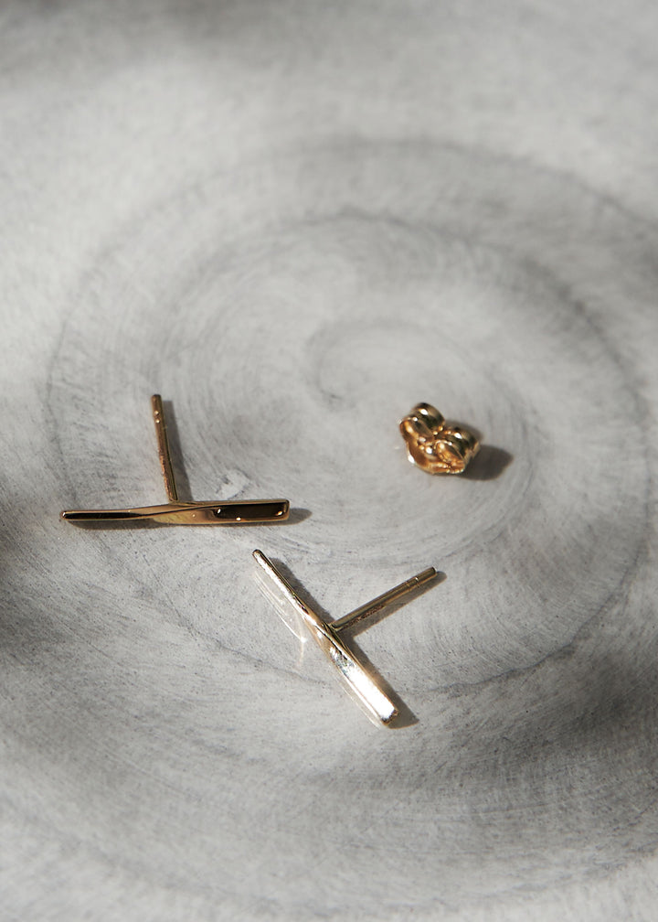 14K Whitegold Ohrring verdrehen