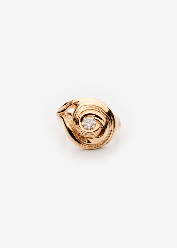 Cochlea Grande 14K Gold Ring w. Mitteldiamant