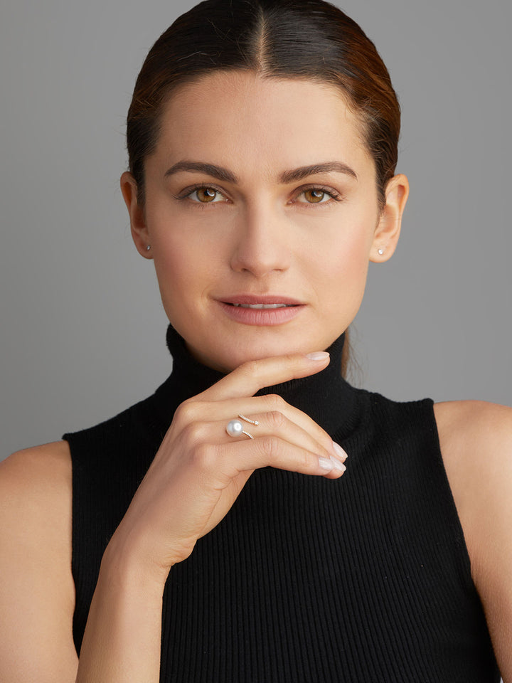 Offener 18k goldener Ring w. Perle & Diamanten