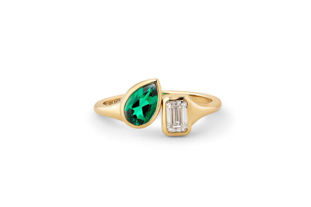 Toi Et Moi 14k or 18k Gold Ring w. Lab-Grown Diamond & Lab-Grown Emerald