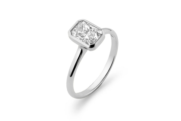 Radiant Bezel 0.5 CT 14k or 18k Whitegold Ring w. Lab-Grown Diamond