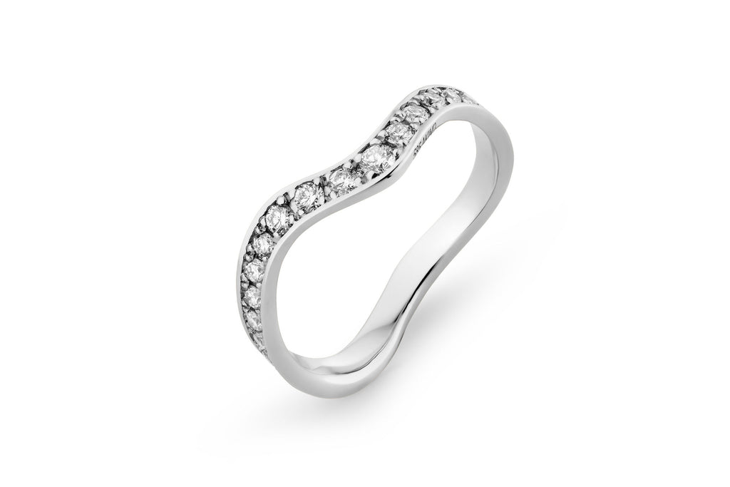 Curved Channel Pavé 14k or 18k Whitegold Ring w. Lab-Grown Diamonds