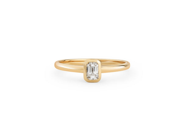 Radiant Bezel 0.3 CT 14k or 18k Gold Ring w. Lab-Grown Diamond