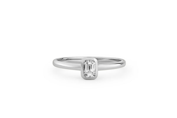 Radiant Bezel 0.3 CT 14k or 18k Whitegold Ring w. Lab-Grown Diamond