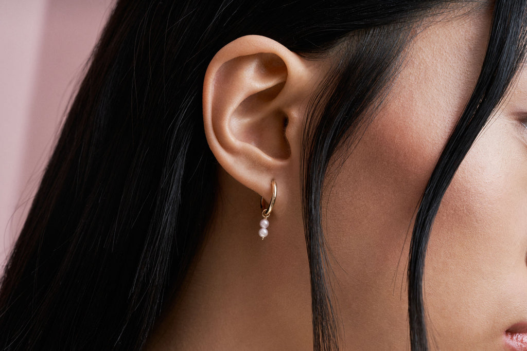 Double Perle Hoop Charm 14K Guld Ørerings-vedhæng