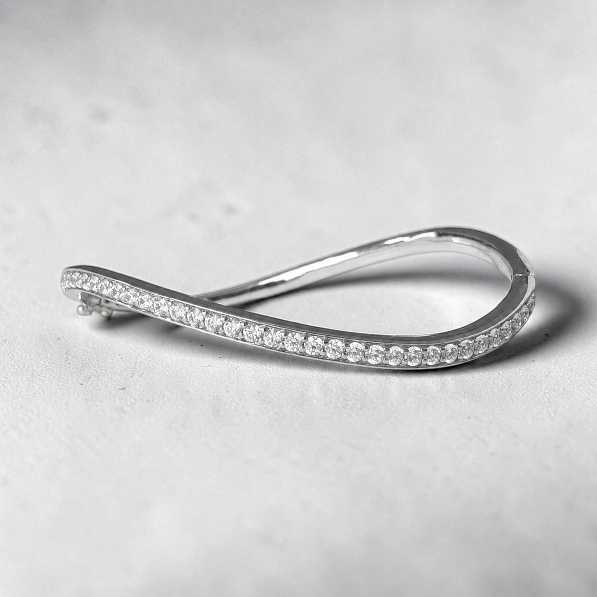 allurebolddiamondsbangle wg