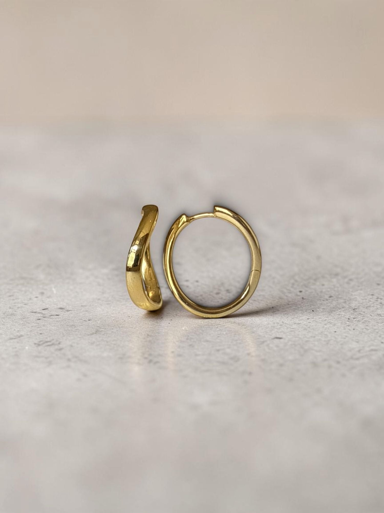 Allure Bold 14K Gold Hoop Large