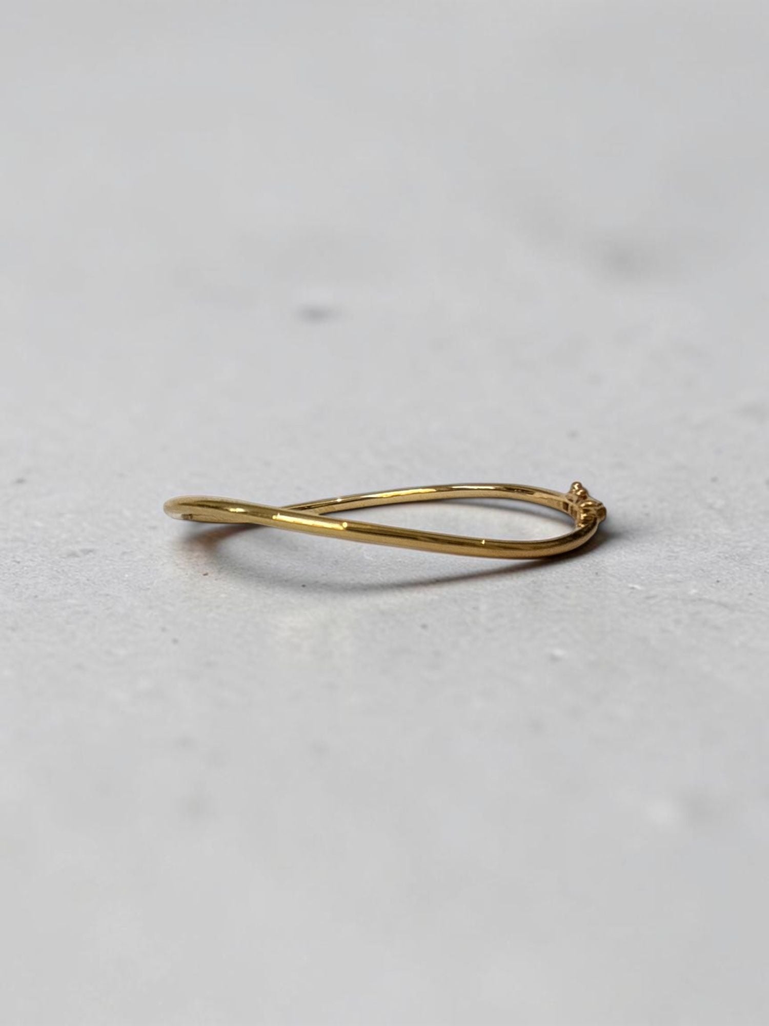 Allure Slim 14K Gold Bangle