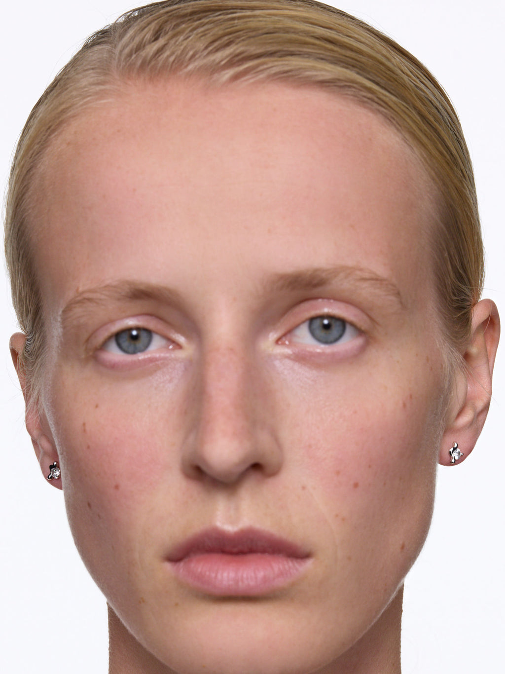 Arctic Extra Small Silver Stud w. Zirconia