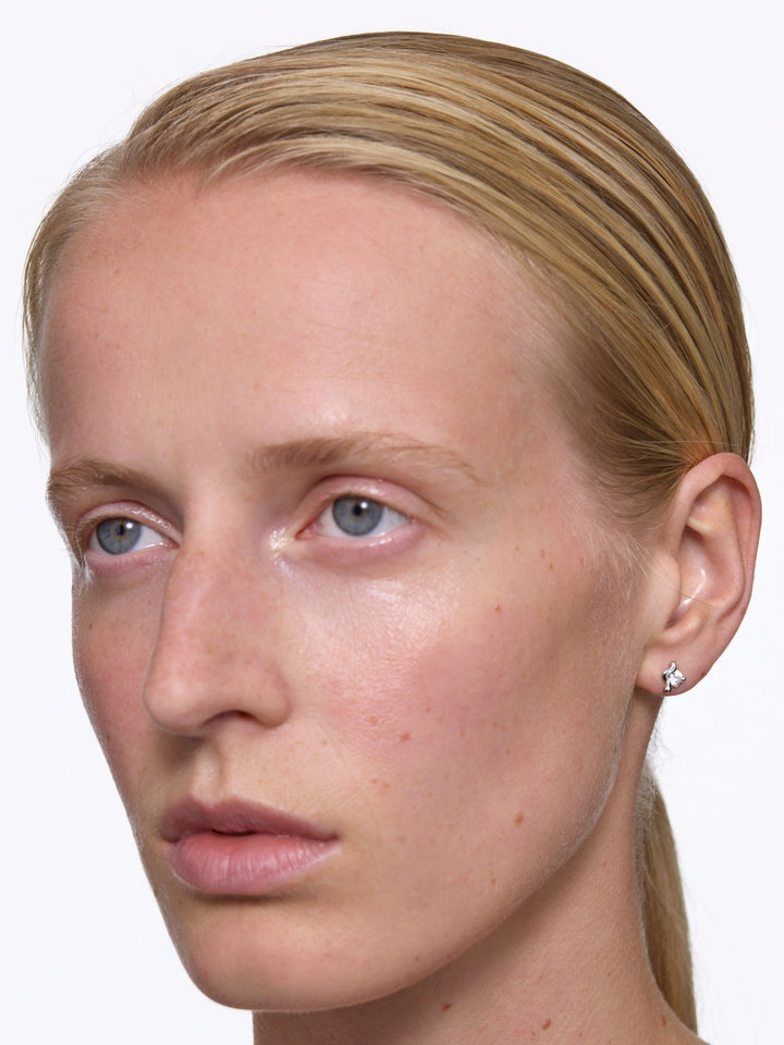 Arctic Extra Small Silver Stud w. Zirconia