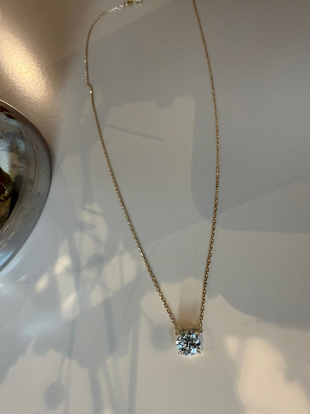 Auria Solitaire 14K Gold, Whitegold or Rosegold Necklace w. Diamonds