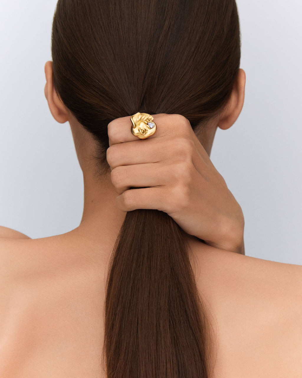 Elephant 18K Gold Ring w. Lab-Grown Diamond