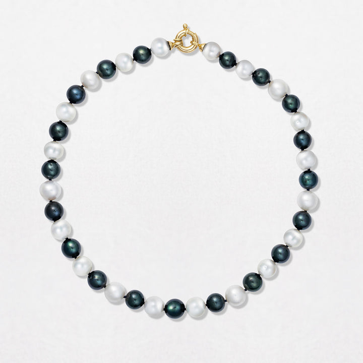 Pebble Monochrome 18K Gold Necklace