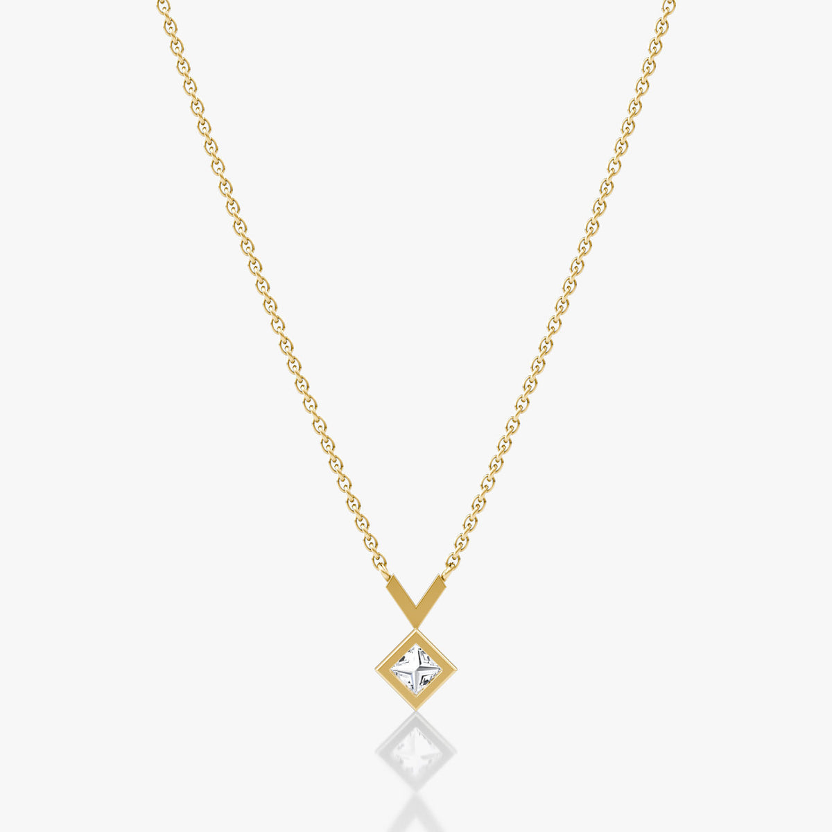 Arrow 14K Gold Necklace w. Princess Cut Lab-Grown Diamond