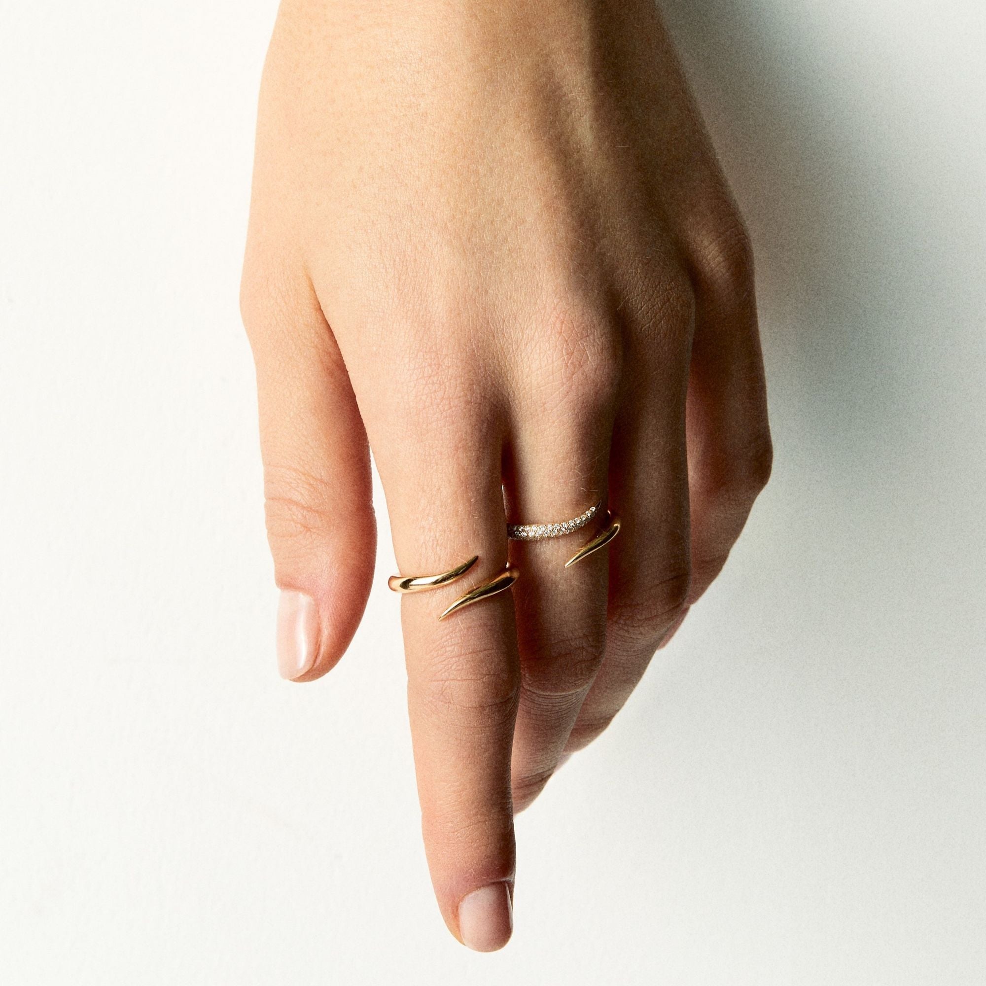 Paved Eboris 18K Gold Ring w.Diamonds
