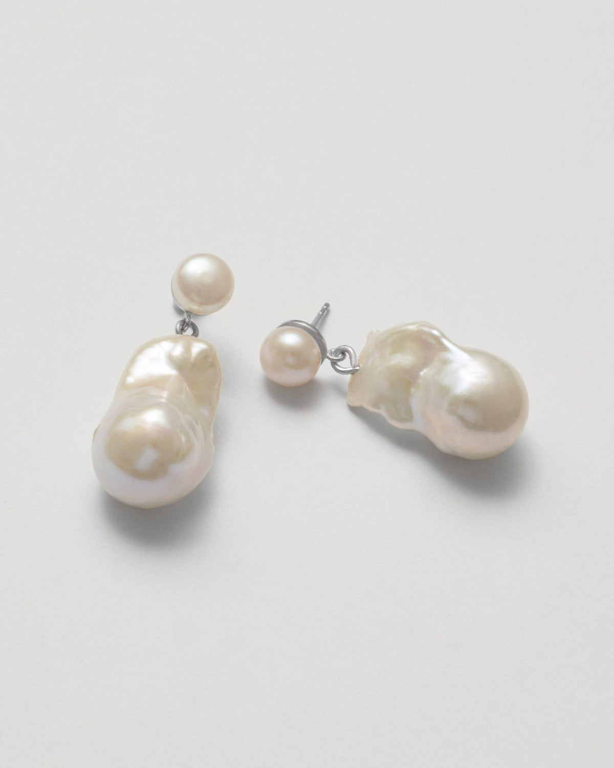 baroque pearl earrings2 silver scaled