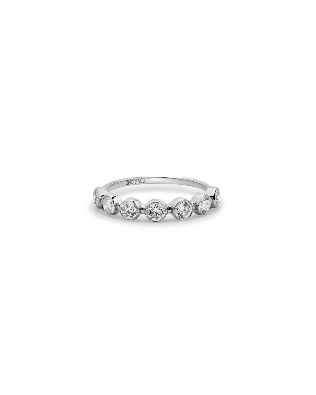 bezel diamond ring xl 02 cropped wg