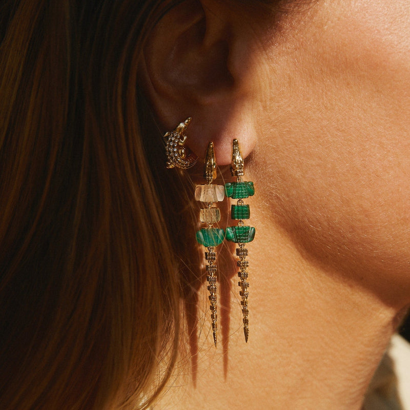 Alligator Twist 18K Gold Earring w. Tsavorite & Diamonds