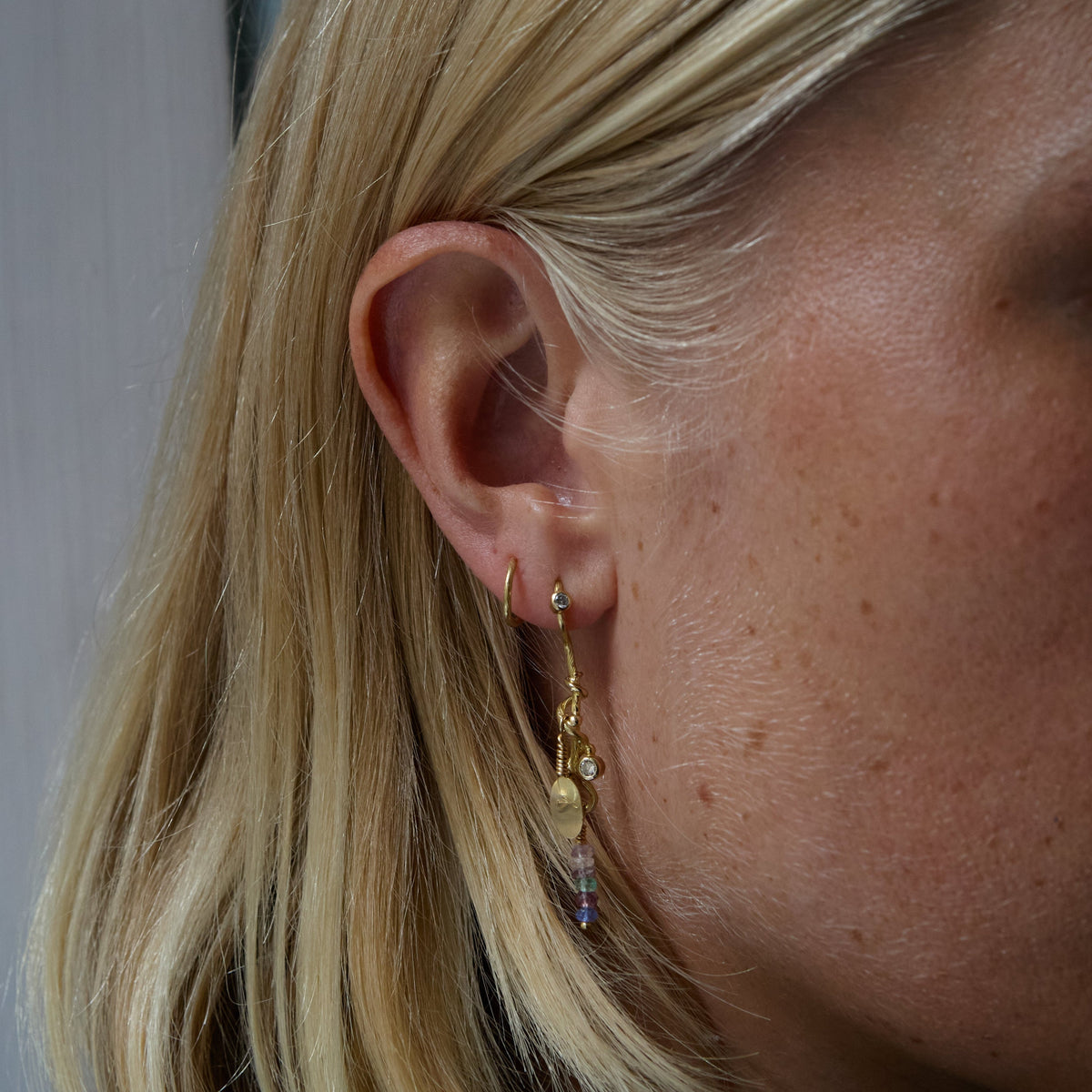 Spiral 18K & 22K Guld øreringe m. Safire, Perle og Diamanter