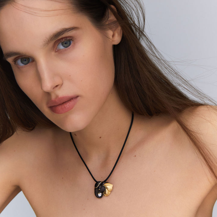 Elephant 18K Gold Necklace & Brooche w. Lab-Grown Diamond