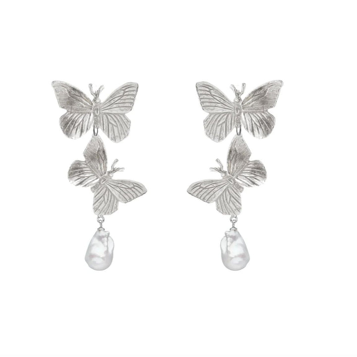 Butterfly Silver Earrings w. Pearl