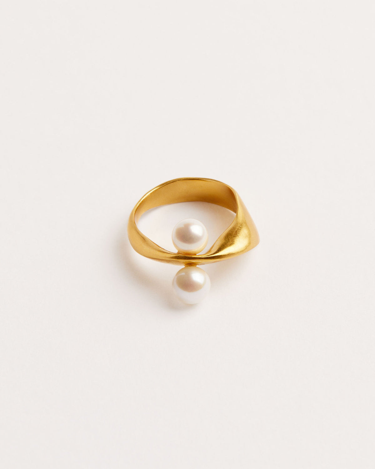 Enlace Gold Plated Ring w. Freshwater Pearls