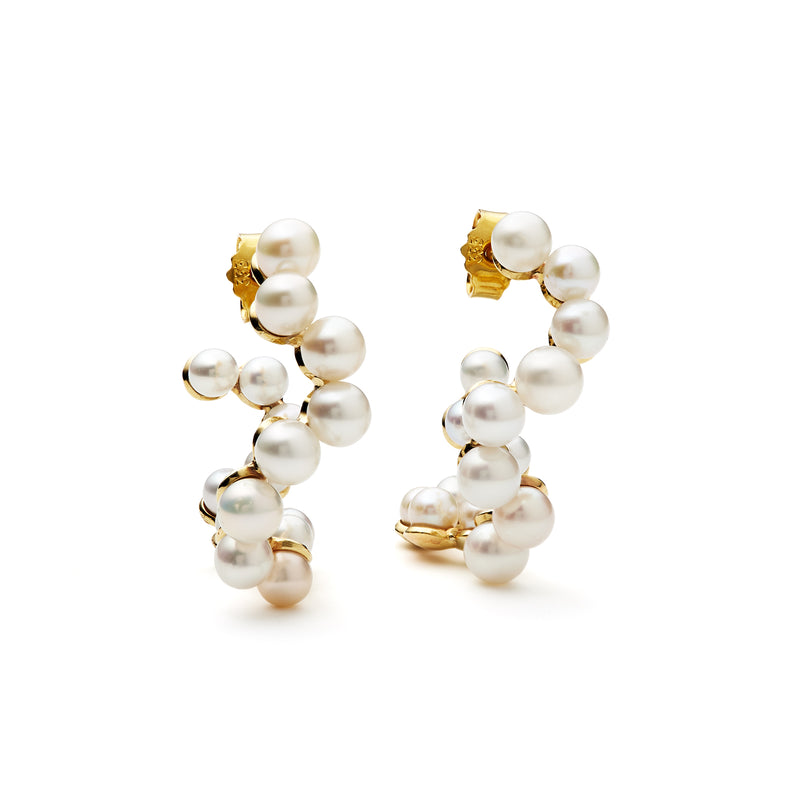 Curves 11 Gold Hoops w. Pearls
