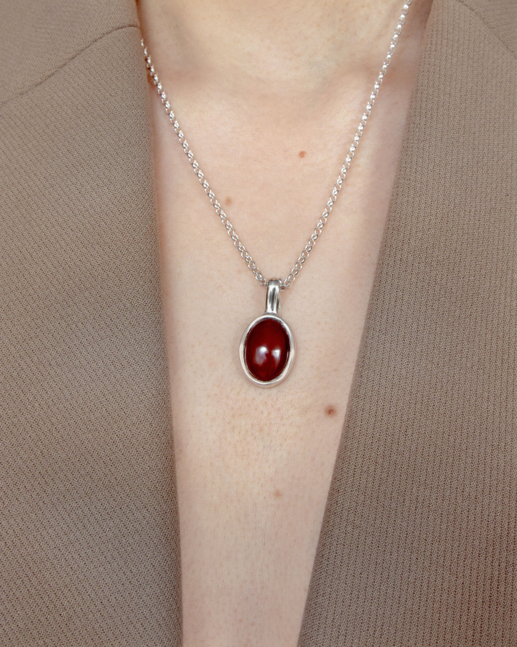 Figura Silver Necklace w. Carnelian