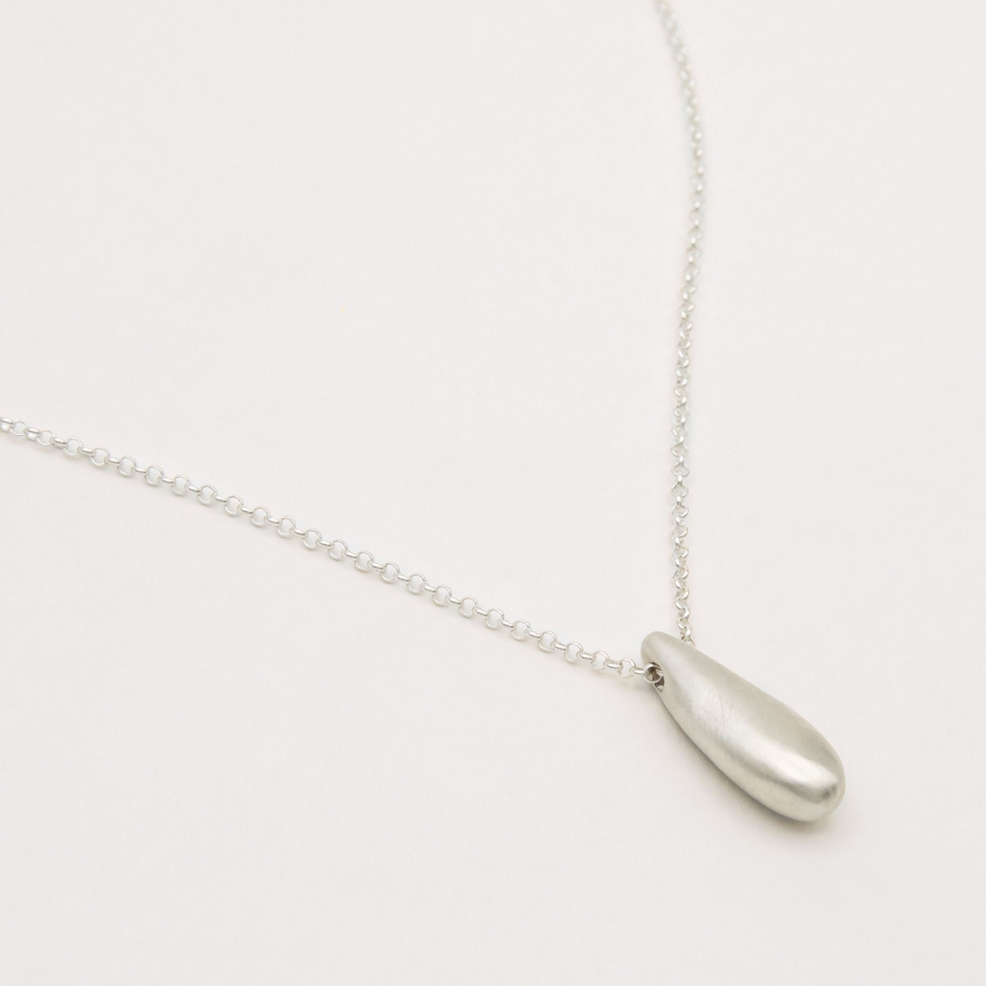 Manaca Small Silver Necklace