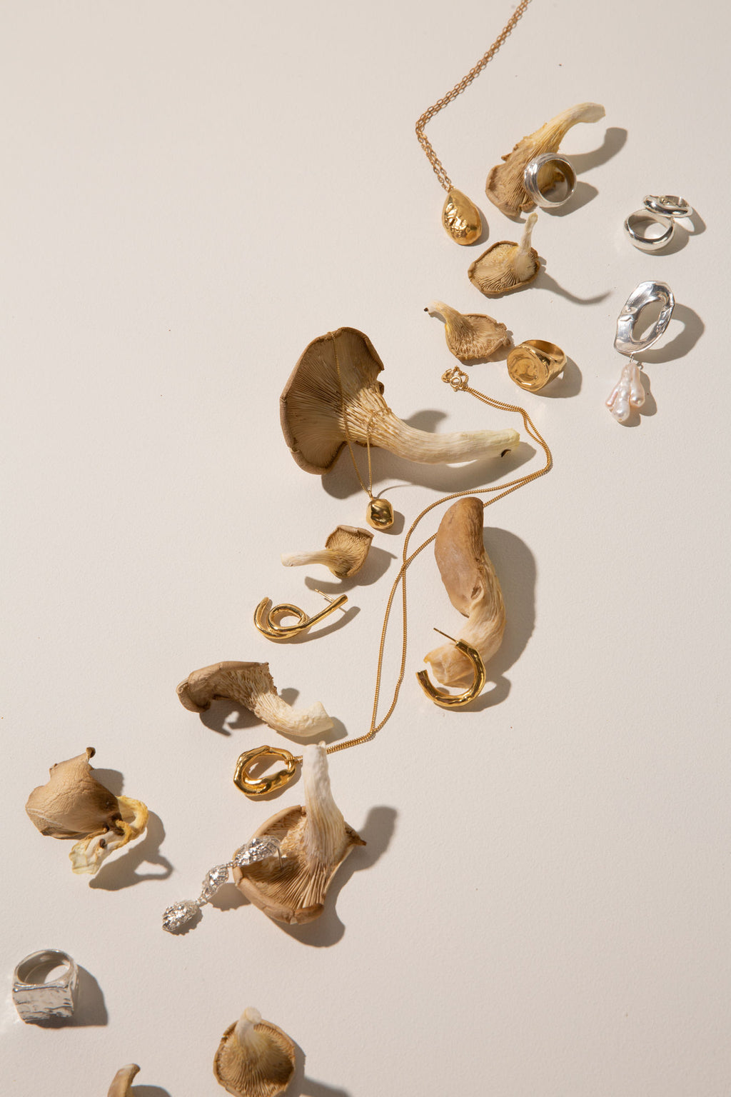 Concha Silver Earrings