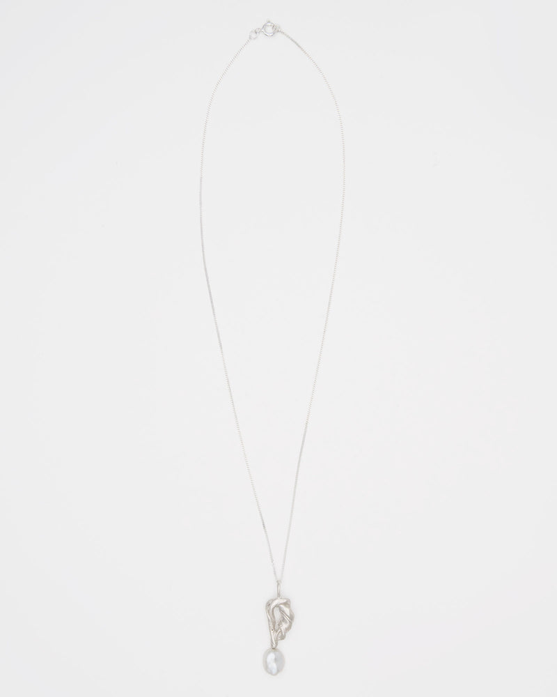 Perola Cumaru Silver Necklace w. Baroque Pearl