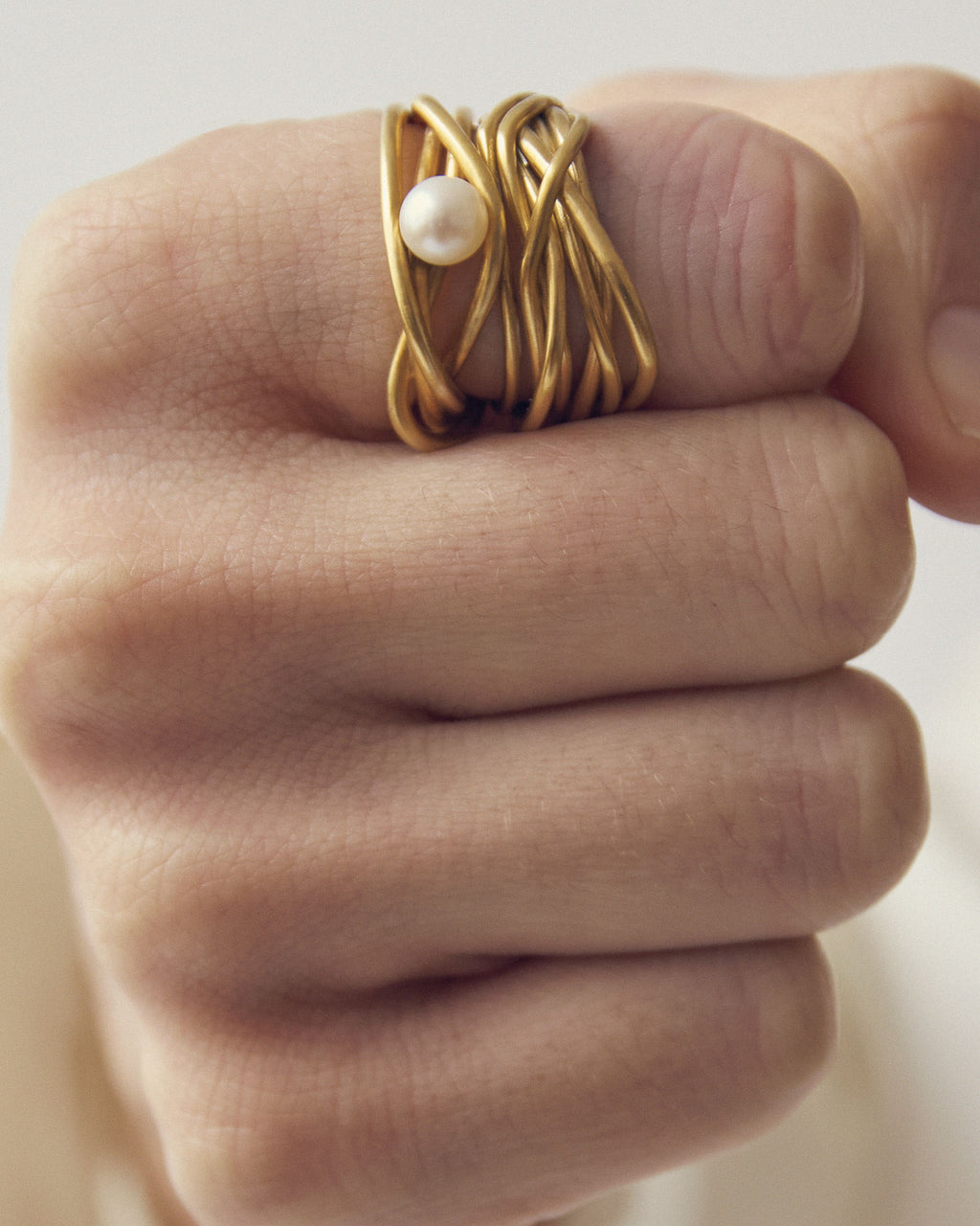 Perola Liana Gold Plated Ring w. Freshwater Pearl