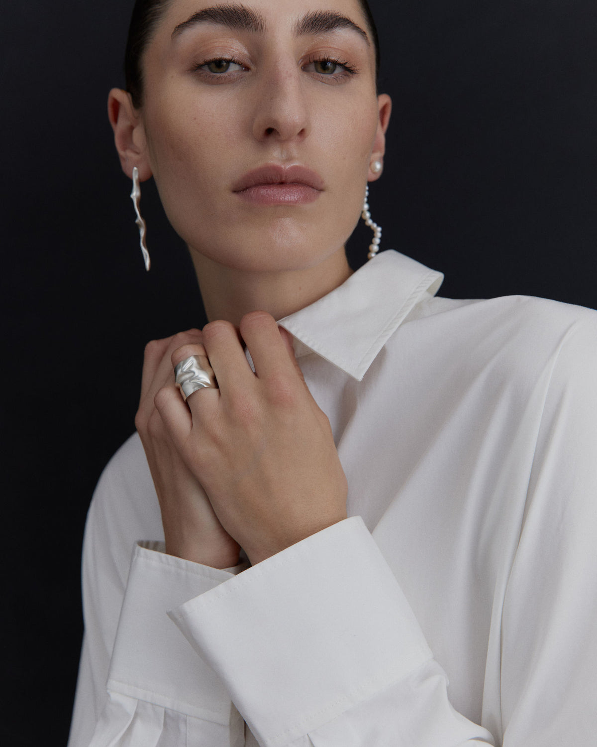 Trama Silver Earrings w. Freshwater Pearls