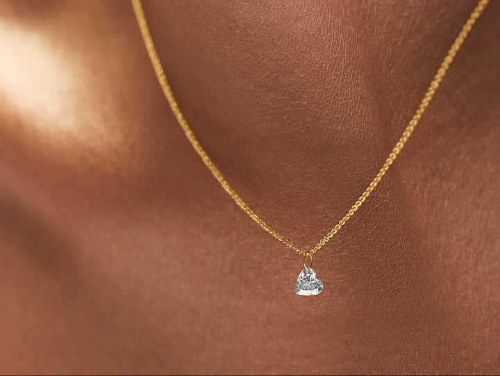 Silver Necklace w. Floating Lab-Grown Heart Diamond